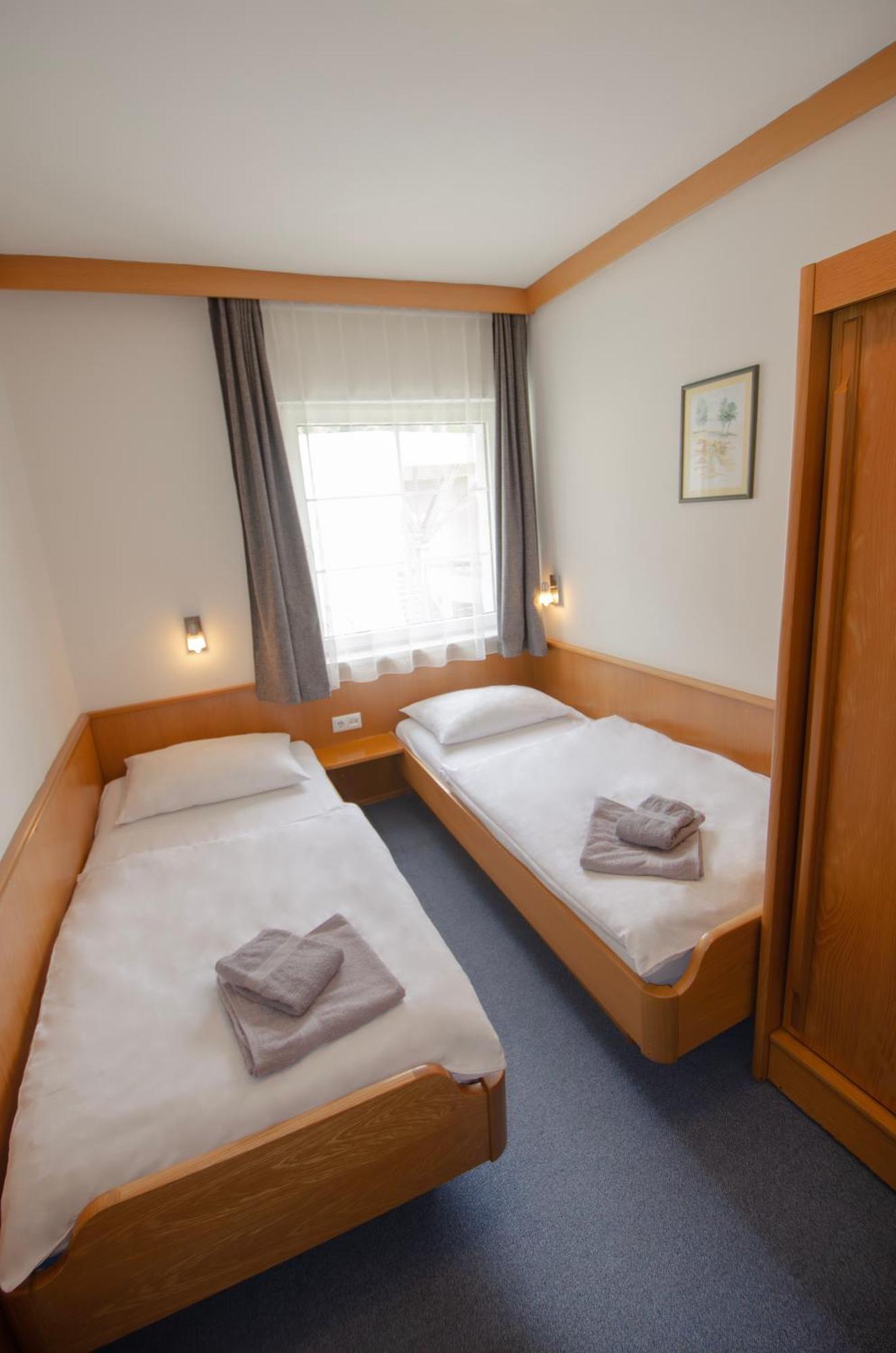 Villa Laner Bad Hofgastein Szoba fotó